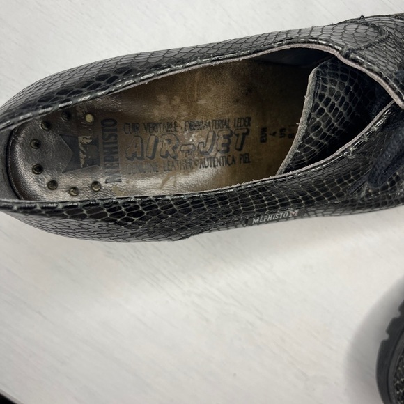 Mephisto Black Lug Sole Platform Loafer - Picture 4 of 8